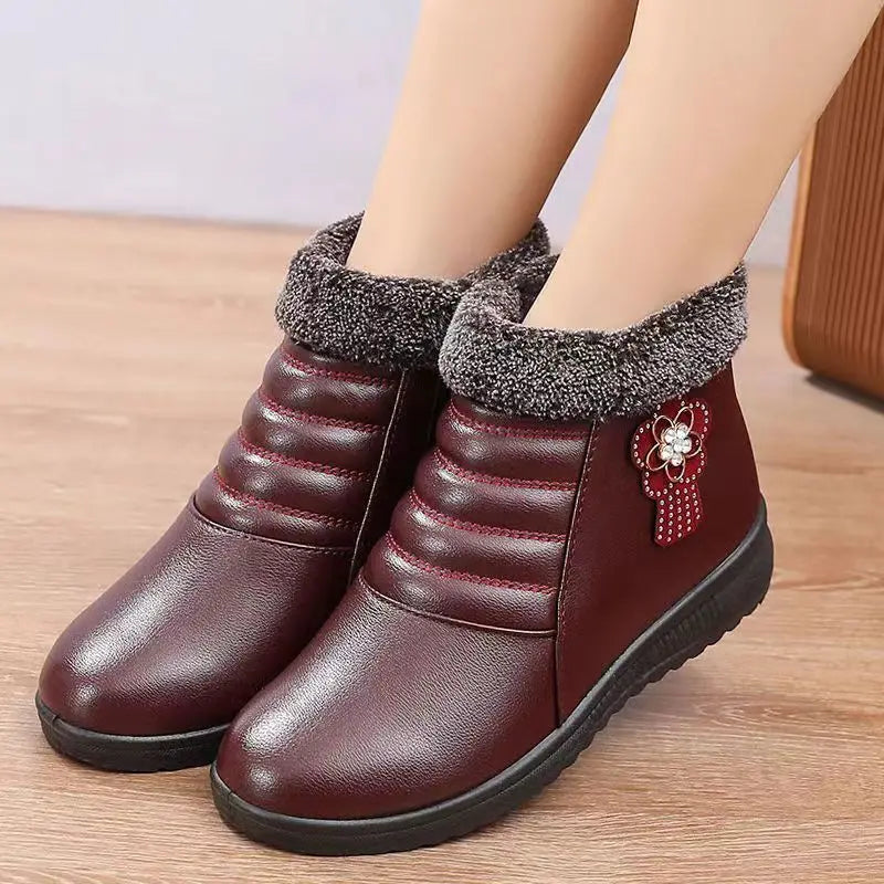 Winter Thickened Slip-On Fleece Lined Cotton Shoes, Warm Anti-Slip Flat Bottom Grandma Shoes Comfortable Rubber Sole.