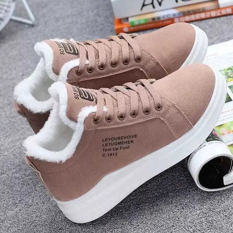 Women New Fleece Lined Shoes Versatile Winter Sports Sneakers, Low Cut Casual Anti-Slip Canvas Shoes.