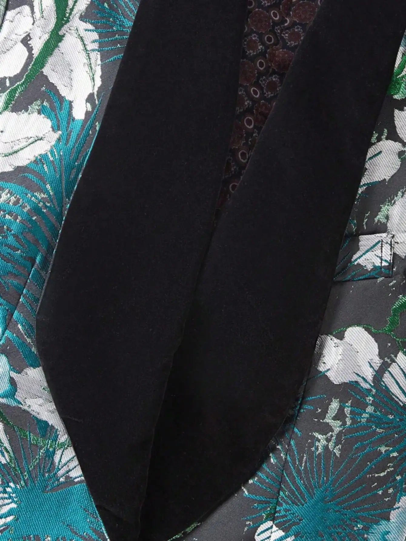 Men slim-fitting three-piece suit with single-breasted tuxedo, suitable for weddings, balls, and dinners (jacket + vest + pant.