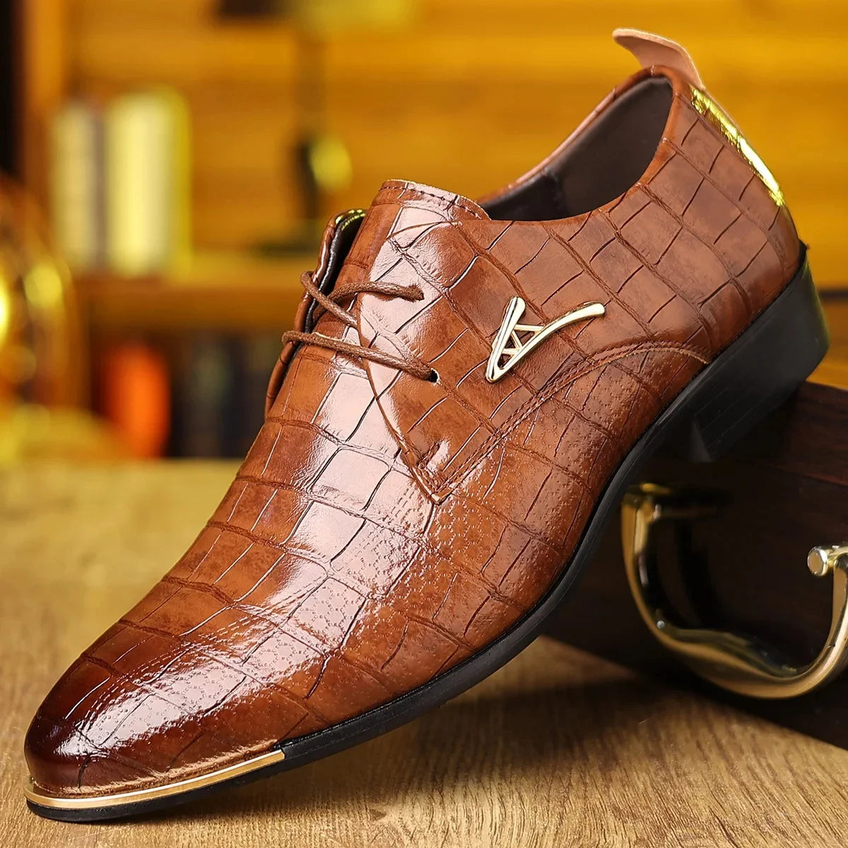 Men Business Casual Shoes, Lace-Up Pointed Toe Leather Shoes.