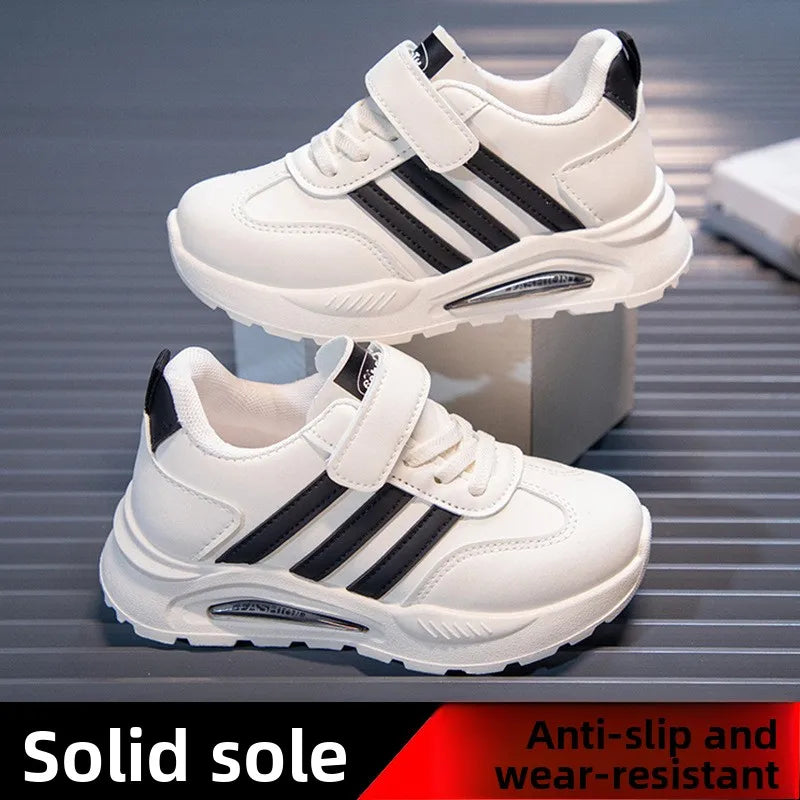 2026 New Spring Fall Sport Shoes for Boys, Fashion Patchwork Stripes Sneakers for Girls, Black, Khaki, Gray Kids Trainers.