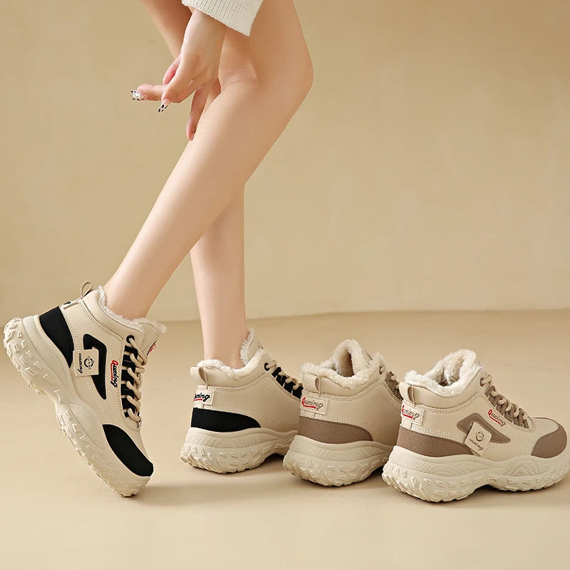 Winter high-top cotton shoes with fleece for women, outdoor casual sports, slip-resistant and durable.