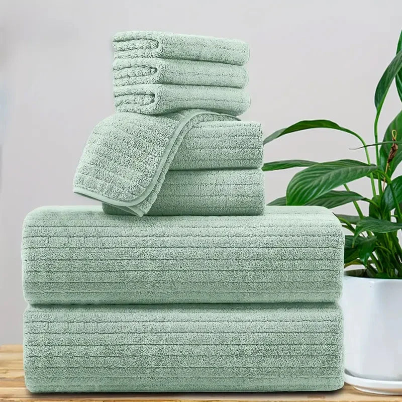 8 Pcs Bath Towel Set - Included 4 Washcloths, 2 Face Towels & 2 Bath Towels.