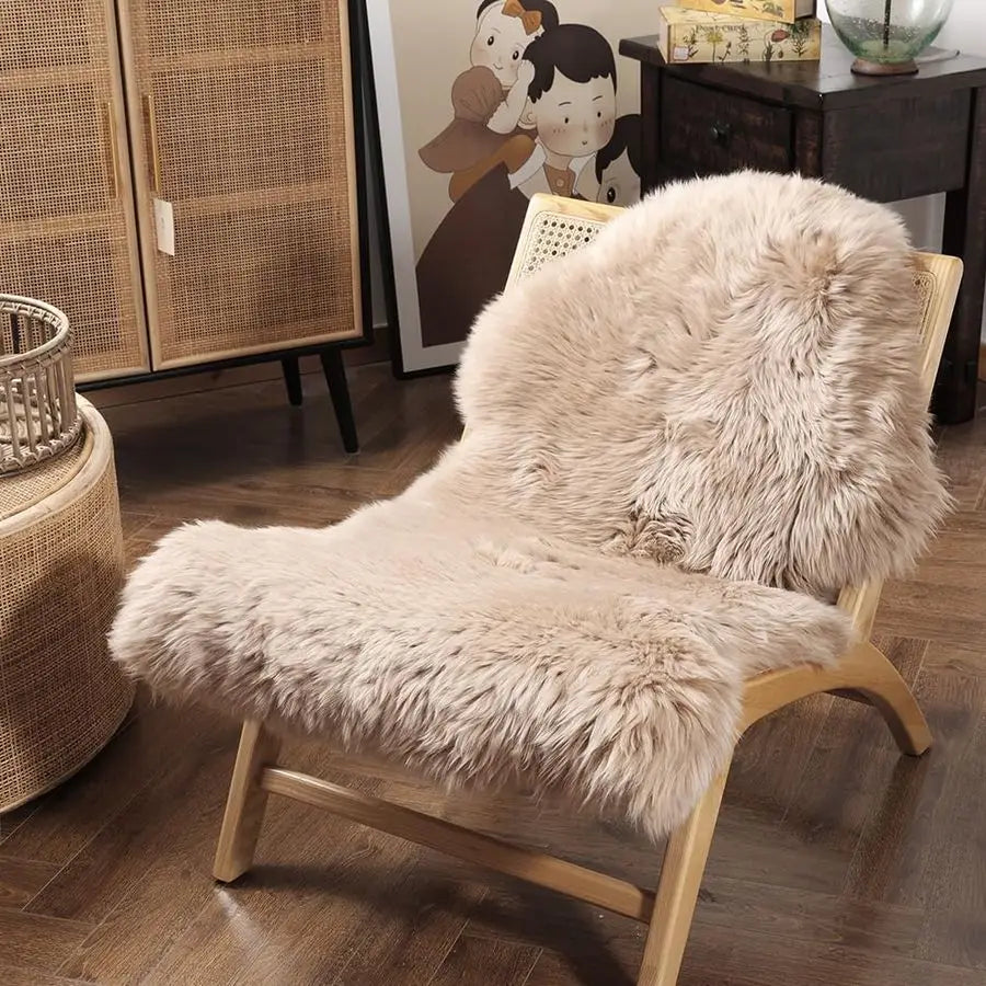 Genuine Sheepskin Area Rug Wool Rug Fur Carpet Fluffy Shaggy,Real Sheepskin Throw Lambskin.