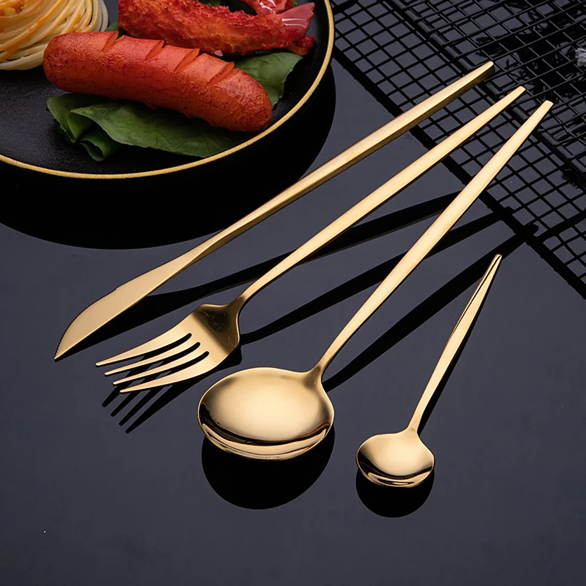 30Pcs Cutlery Set, Stainless Steel Dinnerware Set ,Western Flatware Knife ,Fork ,Tea Spoon Mirror Tableware Kitchen Set.