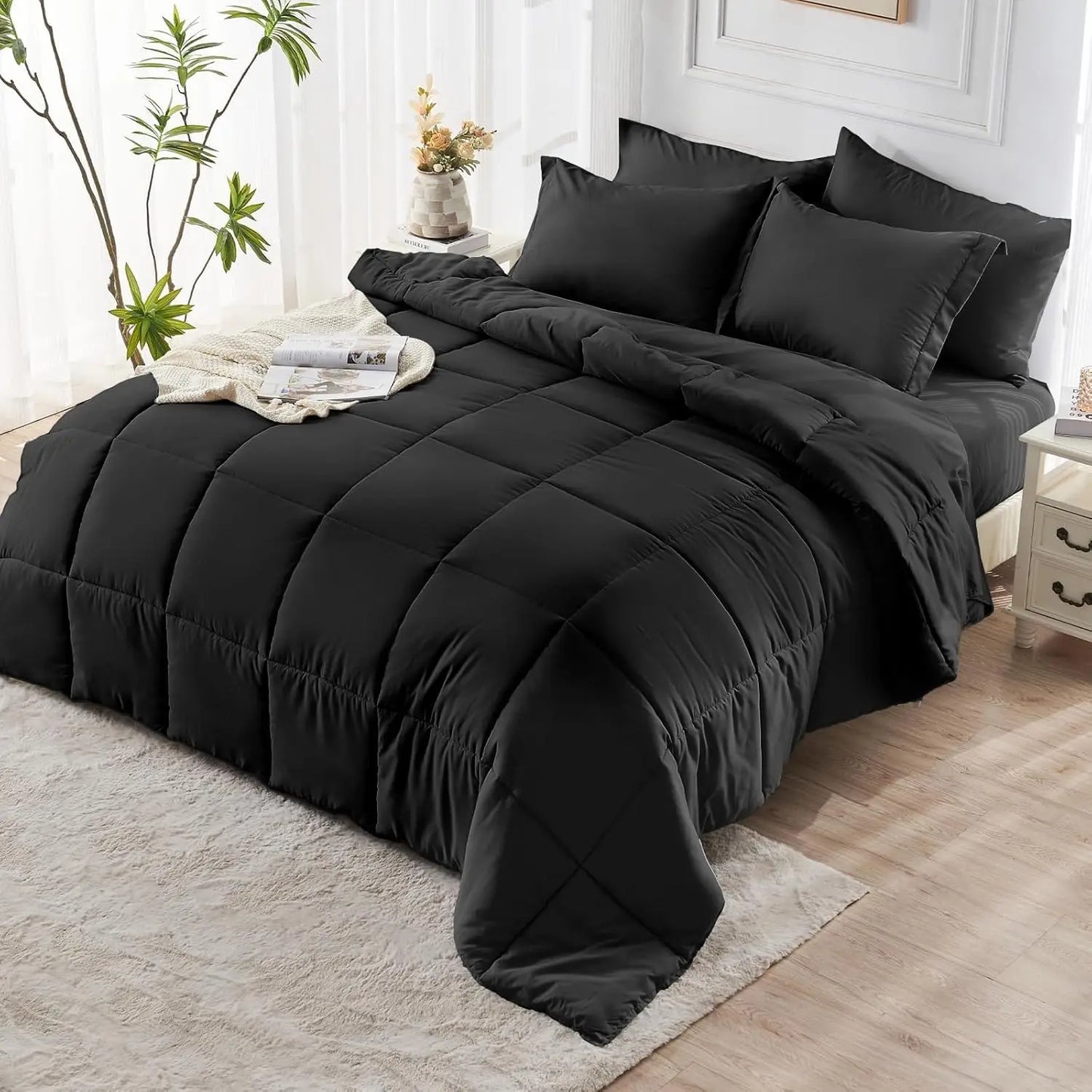 Reversible Comforter Set Queen/King Size, Comforter, Pillow Shams, Red & Black.