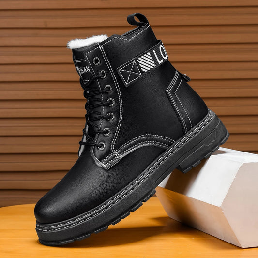 High-top men boots, durable and warm, popular in autumn and winter.
