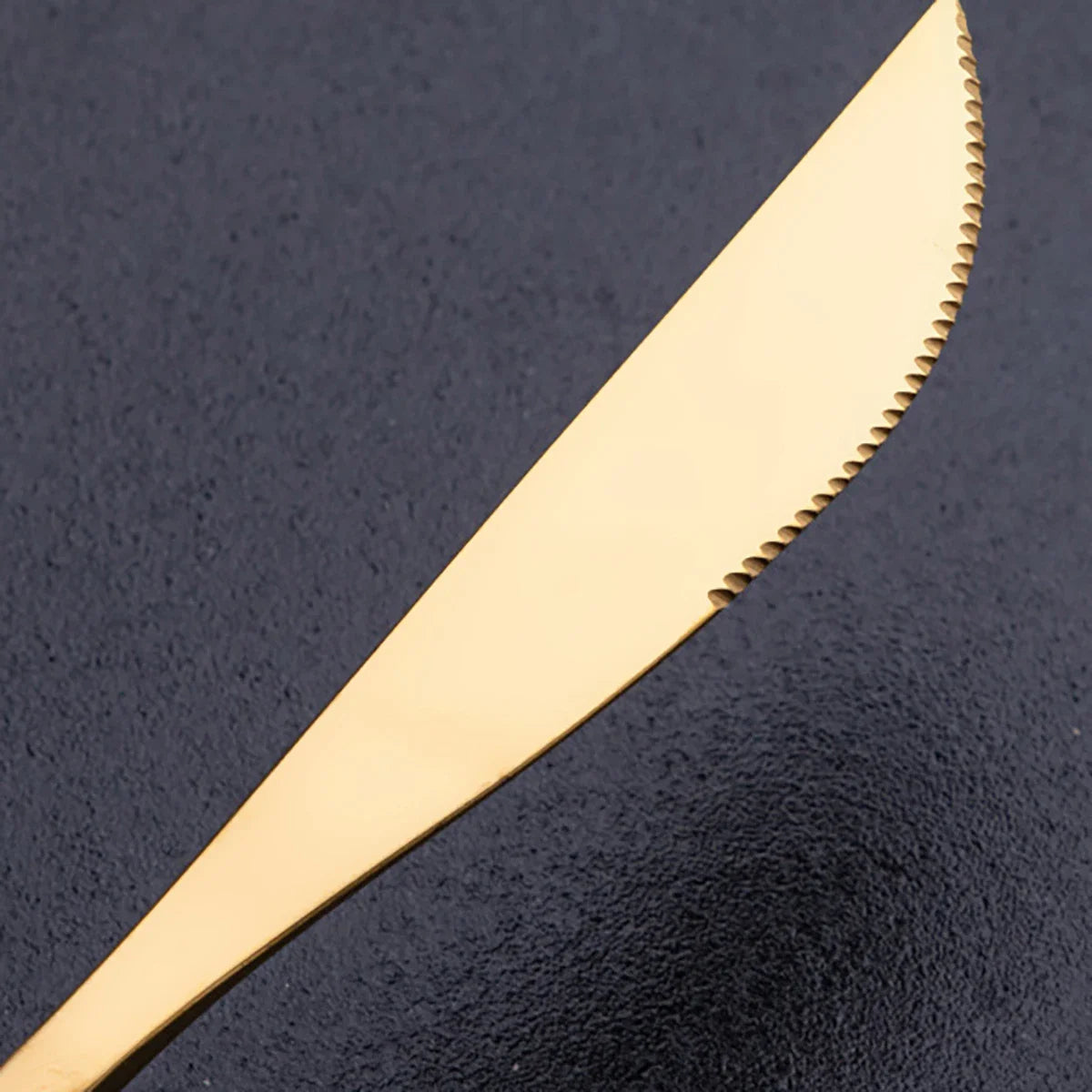 30Pcs Cutlery Set, Stainless Steel Dinnerware Set ,Western Flatware Knife ,Fork ,Tea Spoon Mirror Tableware Kitchen Set.