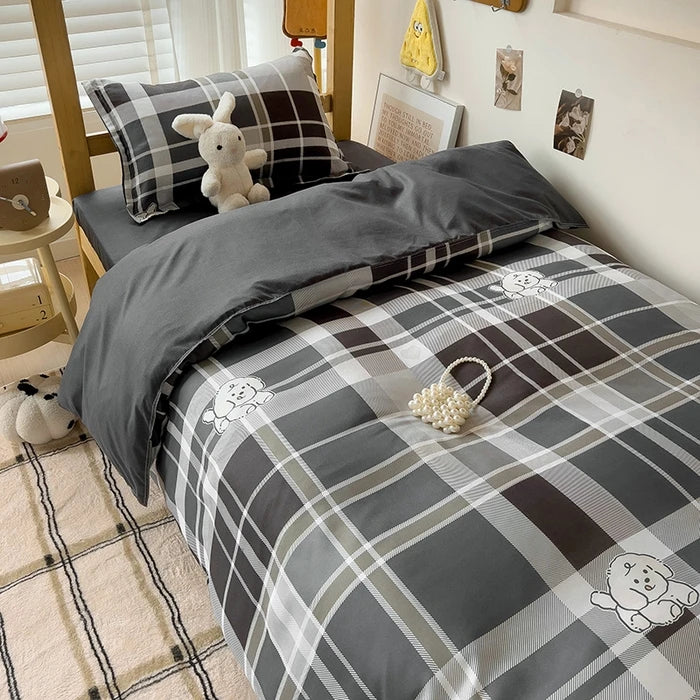 Queen Size Bedding Set, White Color, Black Plaid Microfiber, King Size Bed Linen