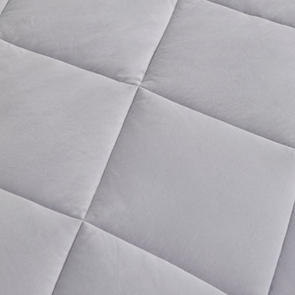 Comforter Set Includes Fitted Sheet, Top Sheet and Pillowcases