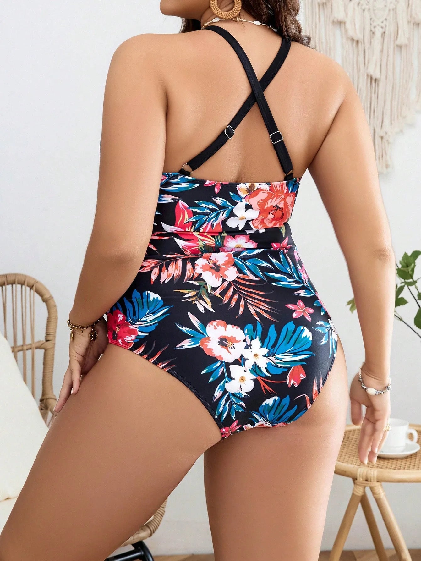Plus size One Pieces  V-Neck Sexy Swimsuits , Tummy Control Push Up Swimwear.