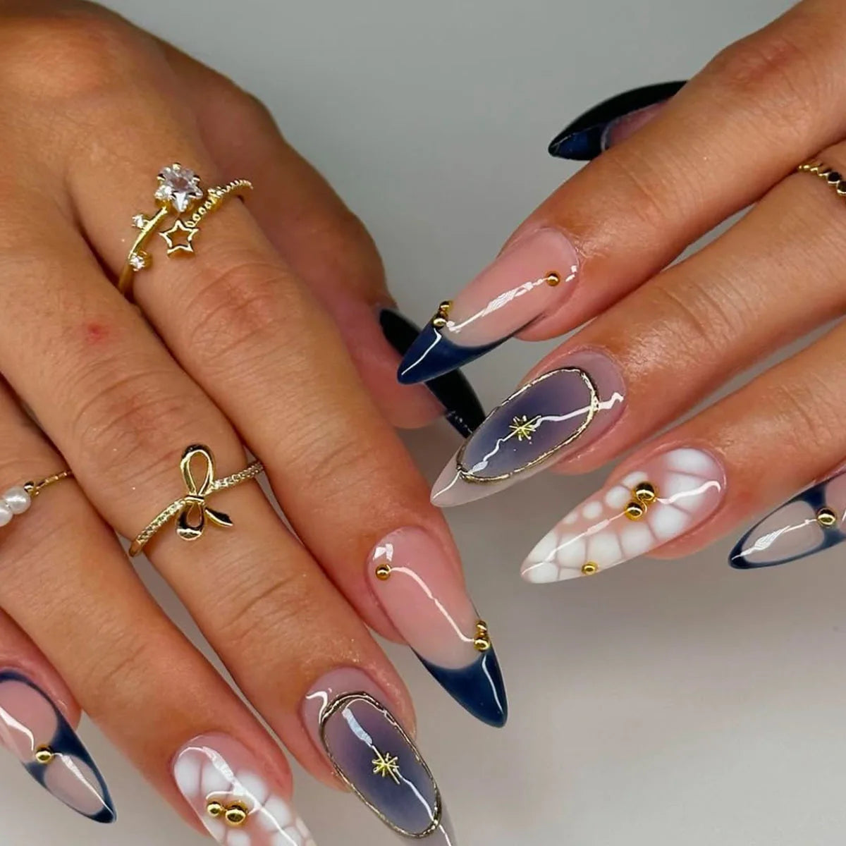 24Pcs Mid-length Almond Press on Fake Nails,3D Ripple Heart ,Pearl Star, Blue Smudge Detachable Full Cover Nails Tips.