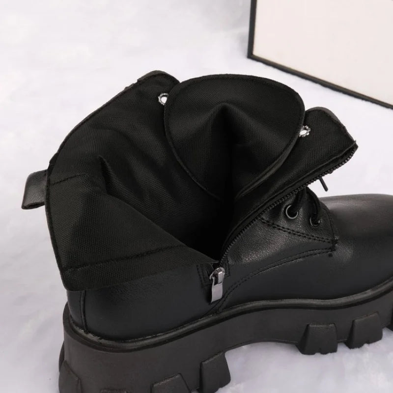 2025 New Style Fleece-Lined Autumn Winter High-Top Cotton Shoes.