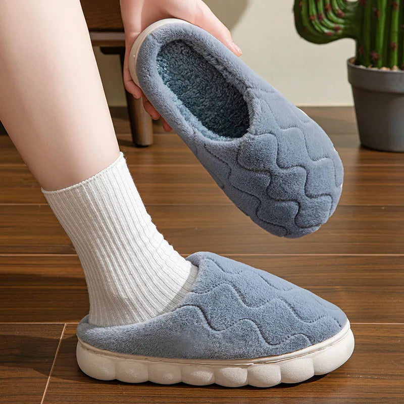 2025Winter Short Plush Warm Women's Cotton Slippers.