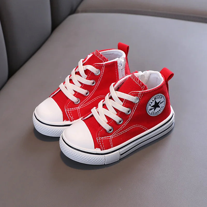 Children's Mid-Top Canvas Shoes Soft Bottom Comfortable Casual Children's Shoes.