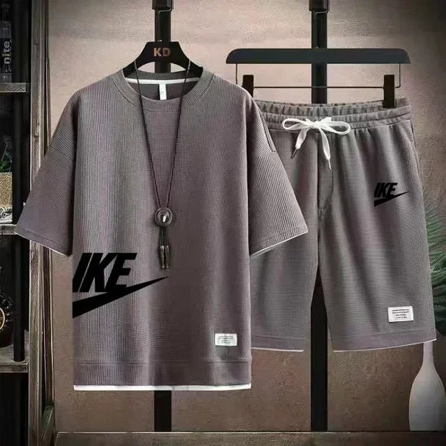 summer men casual short sleeved T-shirt shorts sports set, outdoor breathable jogging shorts 2-piece set.