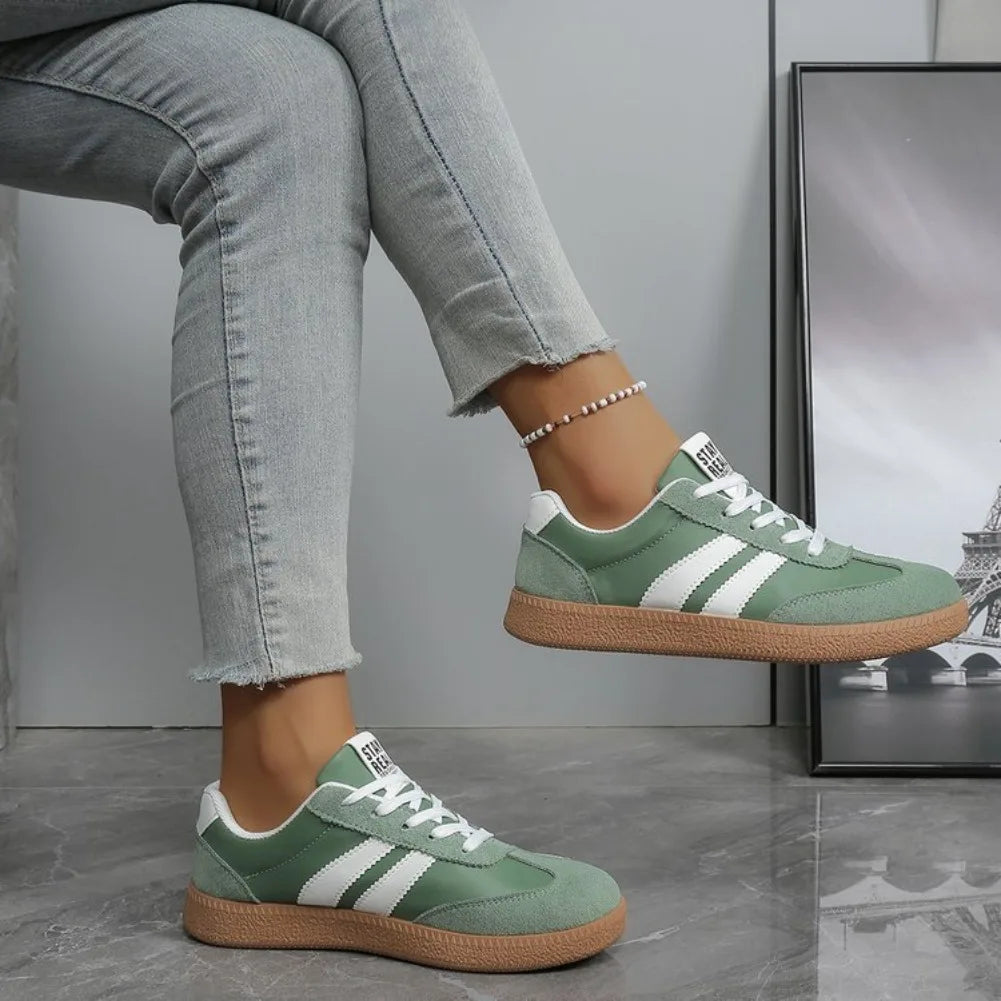 Lightweight Comfortable Sneakers for Women, Fashion Striped Lace Up Sports Shoes Plus Size.