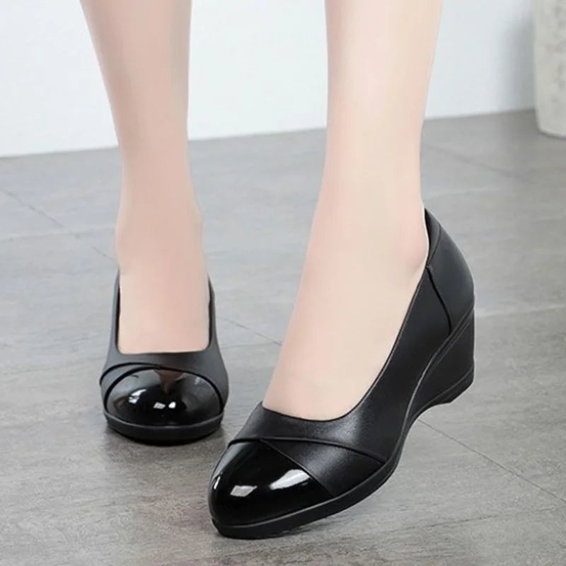 Women Classic Round Toe High Quality Spring Slip on Square Heel Shoes.