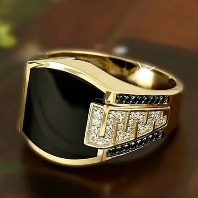 Classic Men Ring Fashion Metal Gold Color, Inlaid Black Stone Zircon Punk Rings for Men.