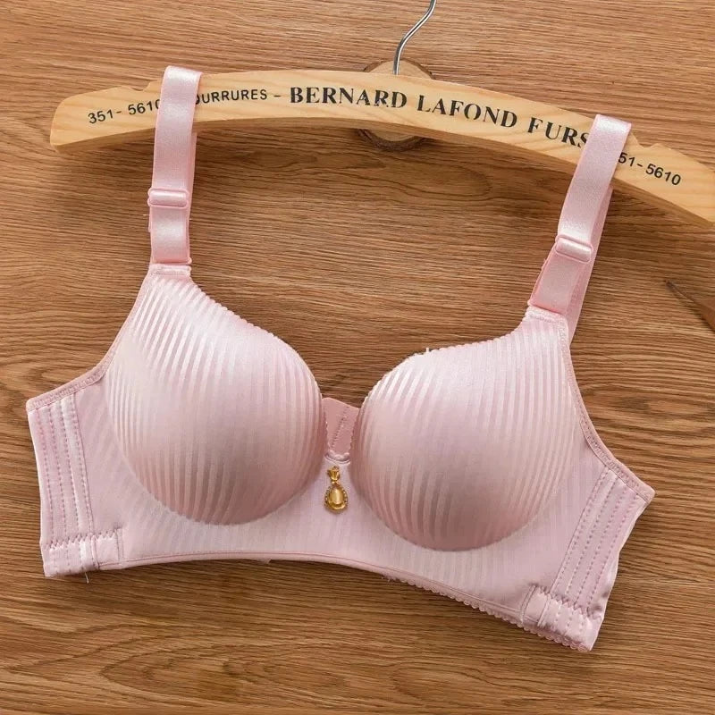 Sexy Wireless Push Up Bra, No Steel Ring Seamless Adjustable Straps.