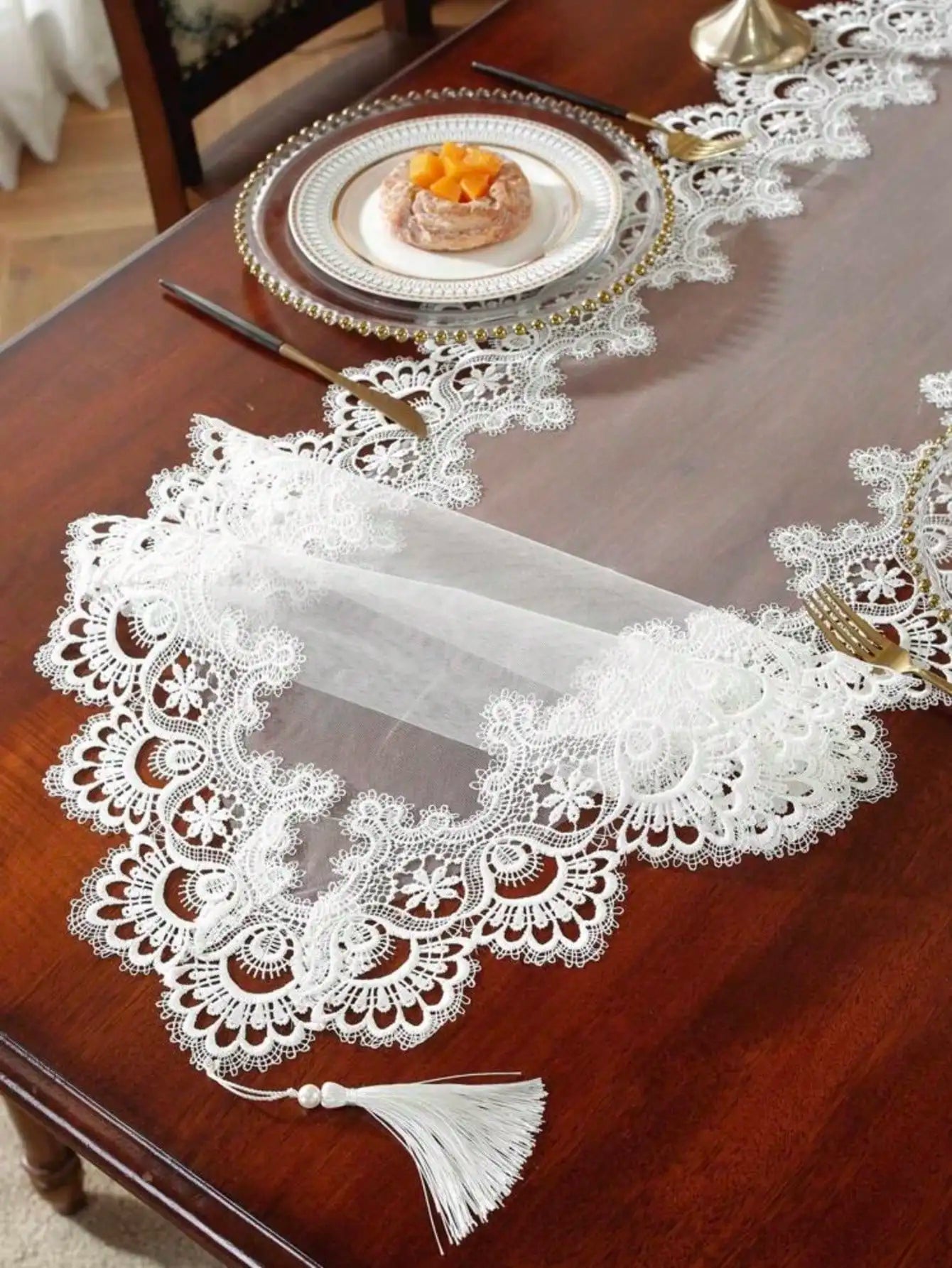 1 Piece of Mesh Lace Embroidered Table Runner, French Simple Polyester Fiber with Pendant, Suitable for Dining Table, Coffee Table, Chest of Drawers, and Shoe Cabinet.