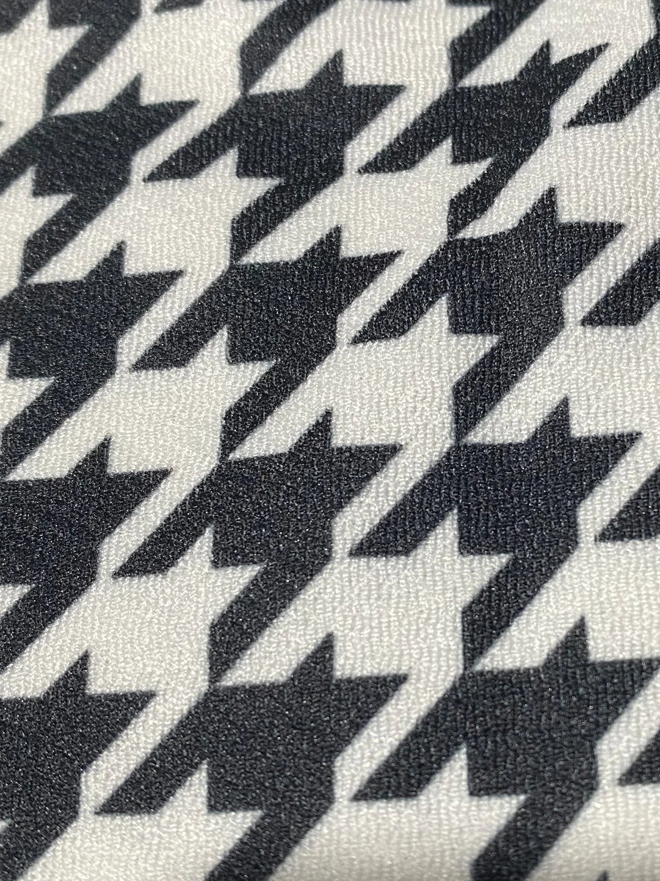 Elegant elastic waist half skirt, hip hugging high waist short skirt.