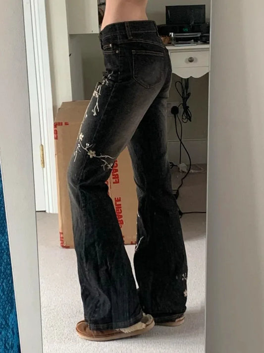 Wee keep Floral Embroidery Jeans Vintage 2000s Low Rise Women Retro y2k Baggy Denim Pants.