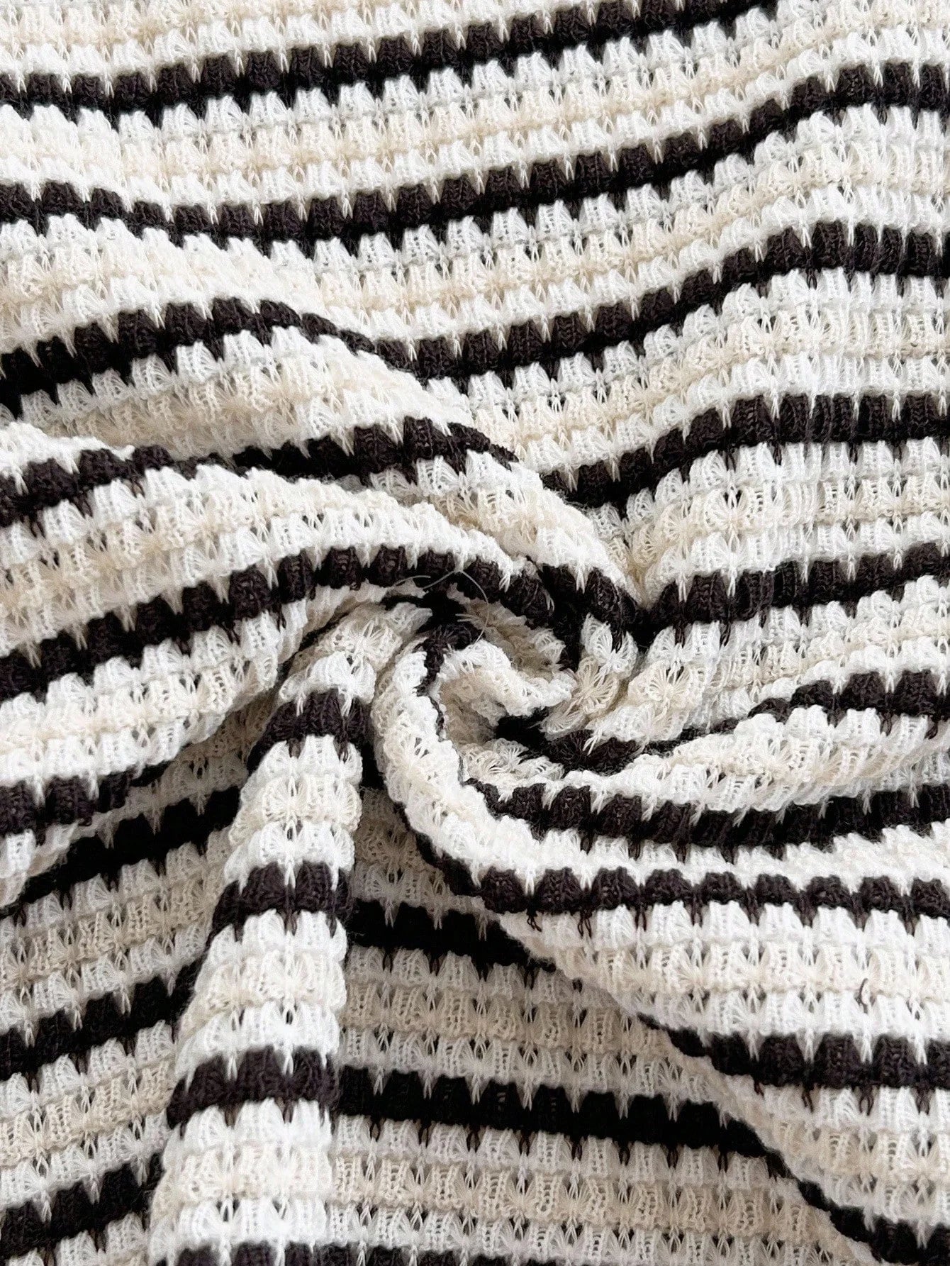 Women's Elegant 2-Piece Fashion Striped Set with Butterfly Detail Top and High-Waisted Shorts.