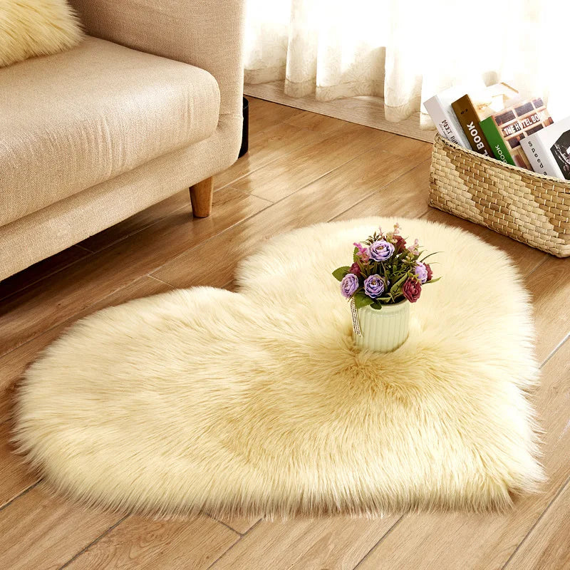 Heart Shaped Faux Fur Rug, Bedroom Fluffy Shaggy Area Rugs, Sheepskin Fuzzy Rug Carpets.