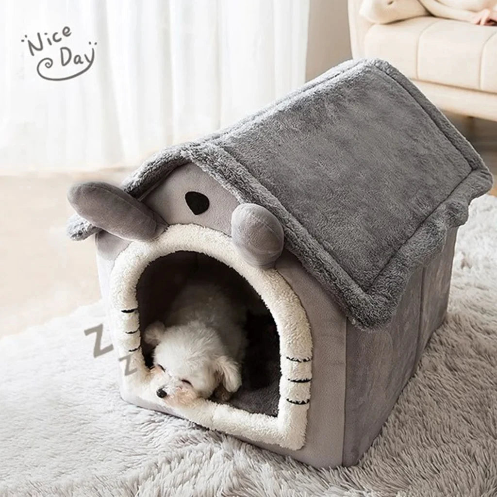 Folding houses for small and medium sized dogs and cats.