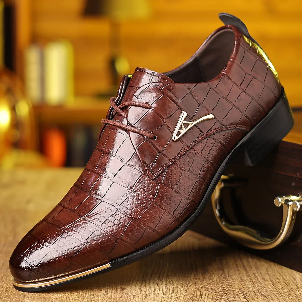 Men Business Casual Shoes, Lace-Up Pointed Toe Leather Shoes.