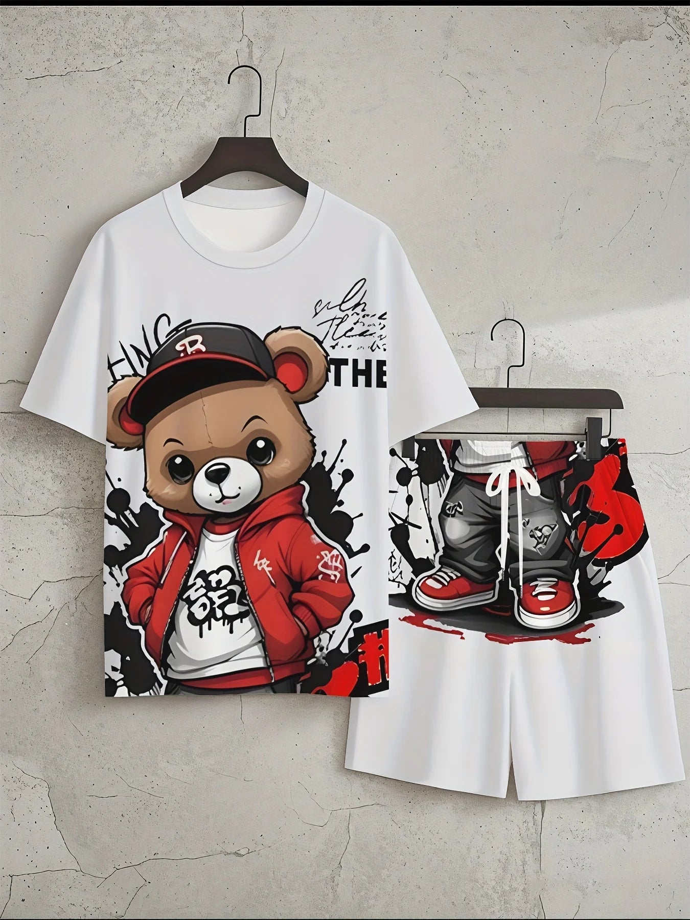 Men new summer fashion teddy bear print soft and breathable round neck T-shirt shorts set.