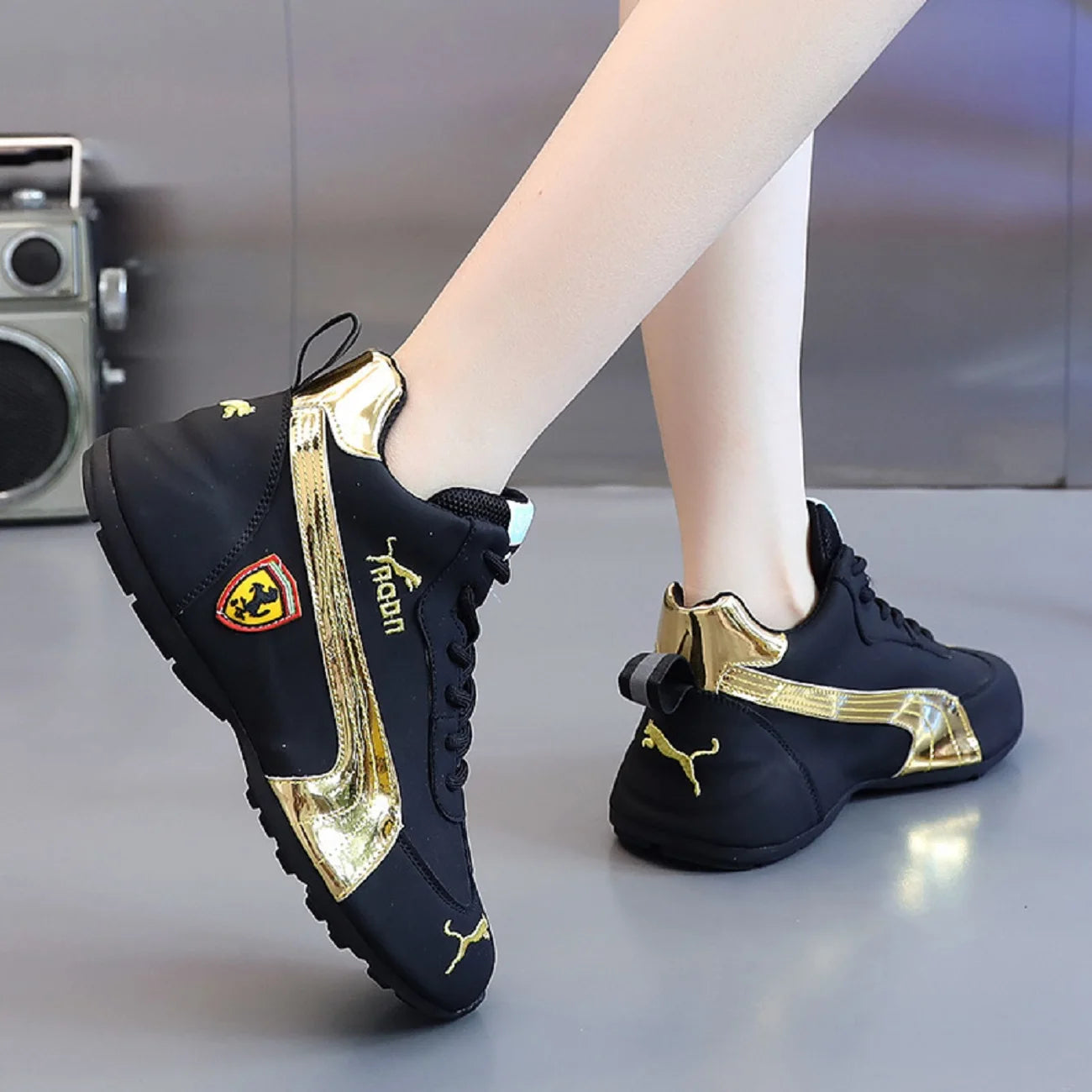 Men leather surface casual shoes; low-top sports shoes; comfortable soft sole new style.