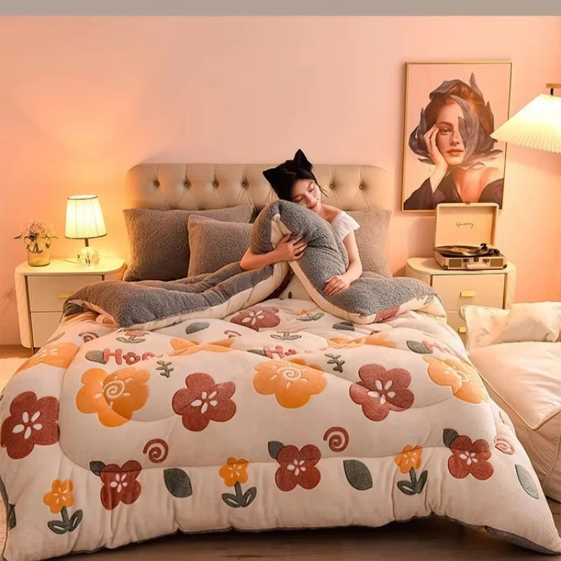 Lamb Fleece Blanket Winter Comforter, Thickened Quilts Double-sided Velvet.