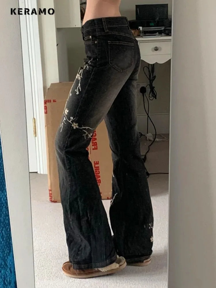 Wee keep Floral Embroidery Jeans Vintage 2000s Low Rise Women Retro y2k Baggy Denim Pants.