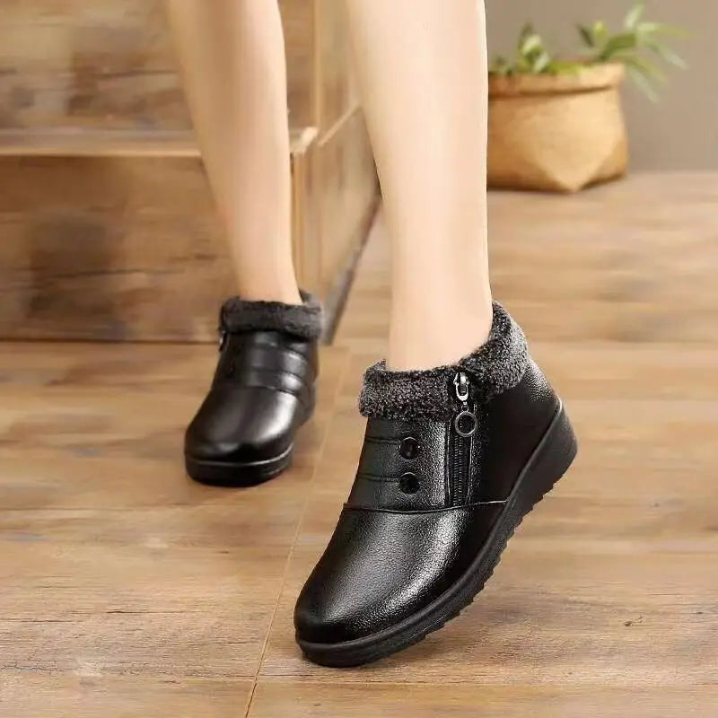 Winter Thickened Slip-On Fleece Lined Cotton Shoes, Warm Anti-Slip Flat Bottom Grandma Shoes Comfortable Rubber Sole.