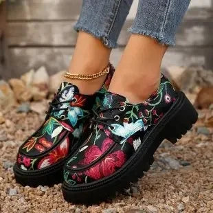 Trendy British Style Flats with Thick Heels, Leather Shoes Spring Autumn Floral Pattern.