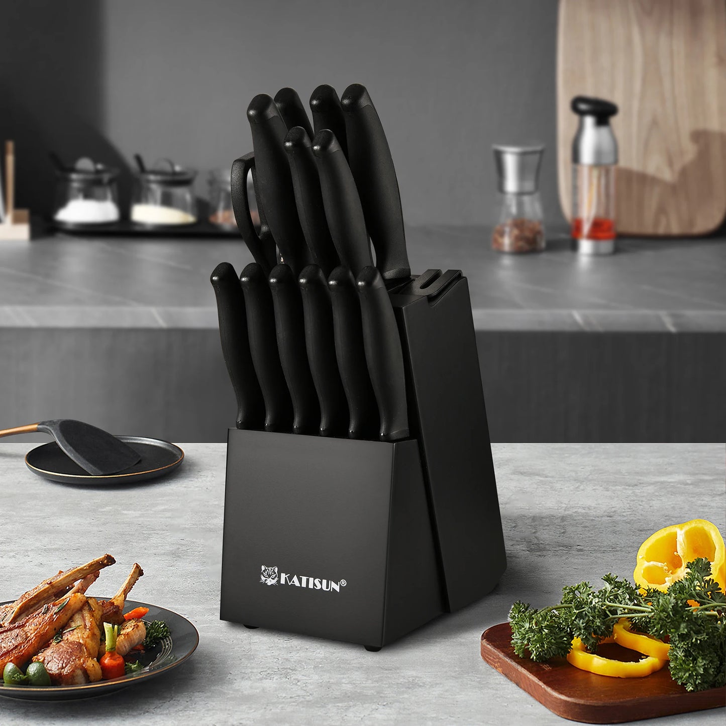 15 Pieces Carbon Steel Kitchen Knife Block Set, Built-in Knife Sharpener, Non-Slip PP+TPR Handles, 6 Steak Knives.