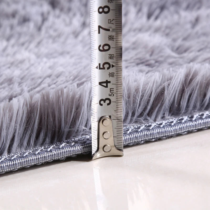Fluffy Oval Plush Carpet Extra Soft Rug For Living Room ,Sofa Area, Bedroom, Non-Slip Shaggy Floor Mat.