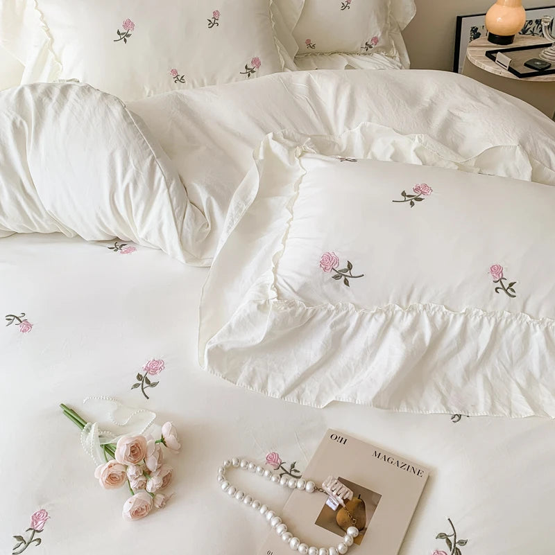 3pcs Rose Embroidered Duvet Cover Set ,(1*Duvet Cover + 2*Pillowcase, Without Core), Princess Style Lace Bedding Set.