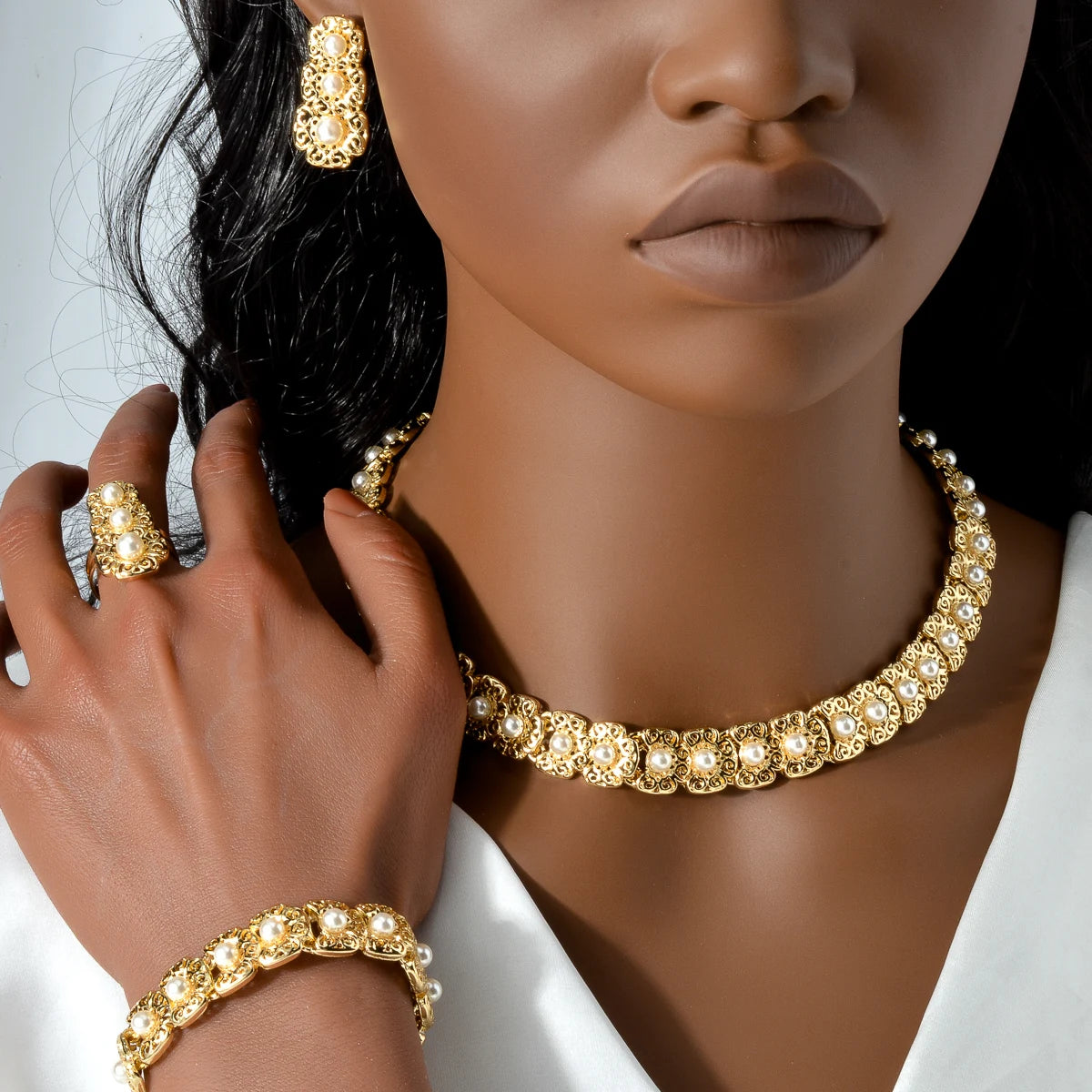 Luxury Quality Jewelry Set For Women Pearl Necklace Bracelet Ring Earrings.