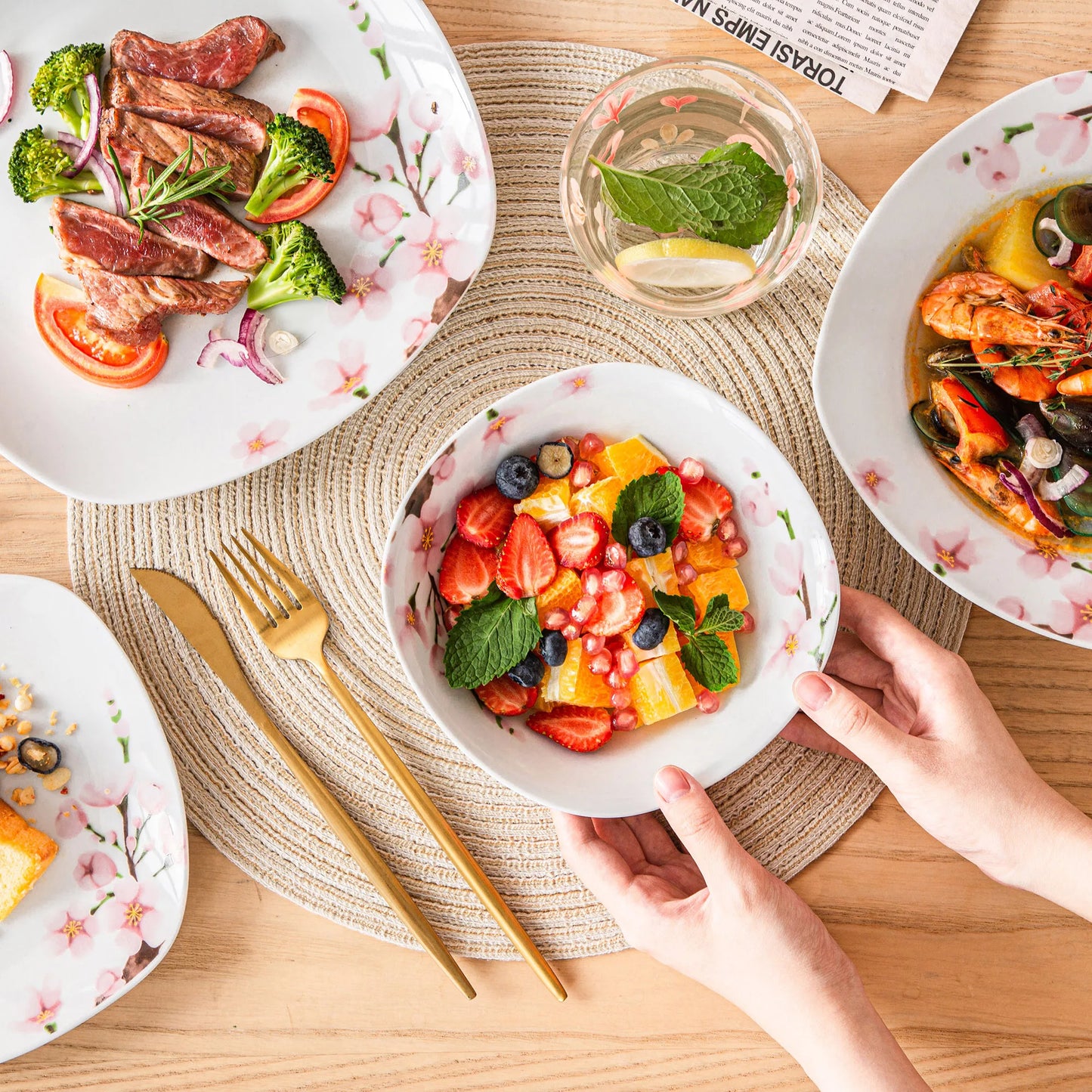 48-Piece Porcelain Ceramic Tableware Dinner Plate Set with Bowl, Dessert Plate, Soup Plate, Dinner Plate for 12 Person.