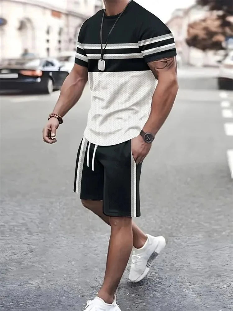 Men short sleeved shirt outdoor breathable, quick drying street fashion casual round neck T-shirt shorts set.