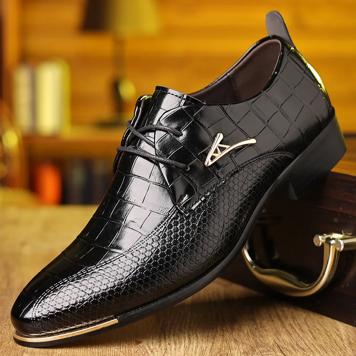 Men Business Casual Shoes, Lace-Up Pointed Toe Leather Shoes.